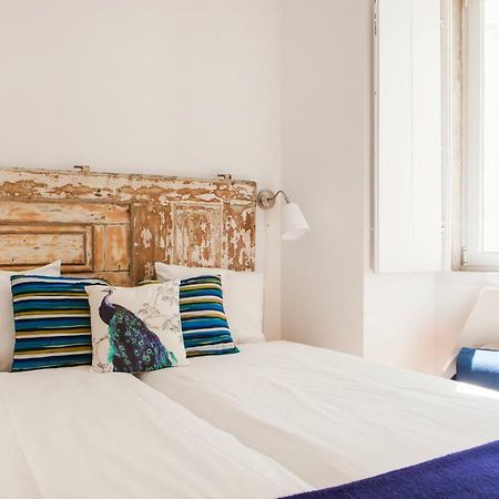 Cozy 1St Floor Flat Central Chiado District With Balconies And Ac 19Th Century Building Лиссабон Экстерьер фото