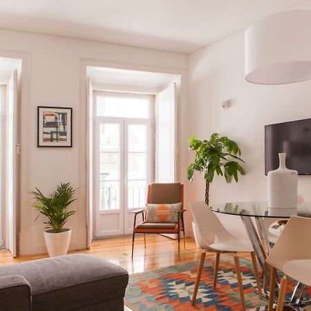 Cozy 1St Floor Flat Central Chiado District With Balconies And Ac 19Th Century Building Лиссабон Экстерьер фото
