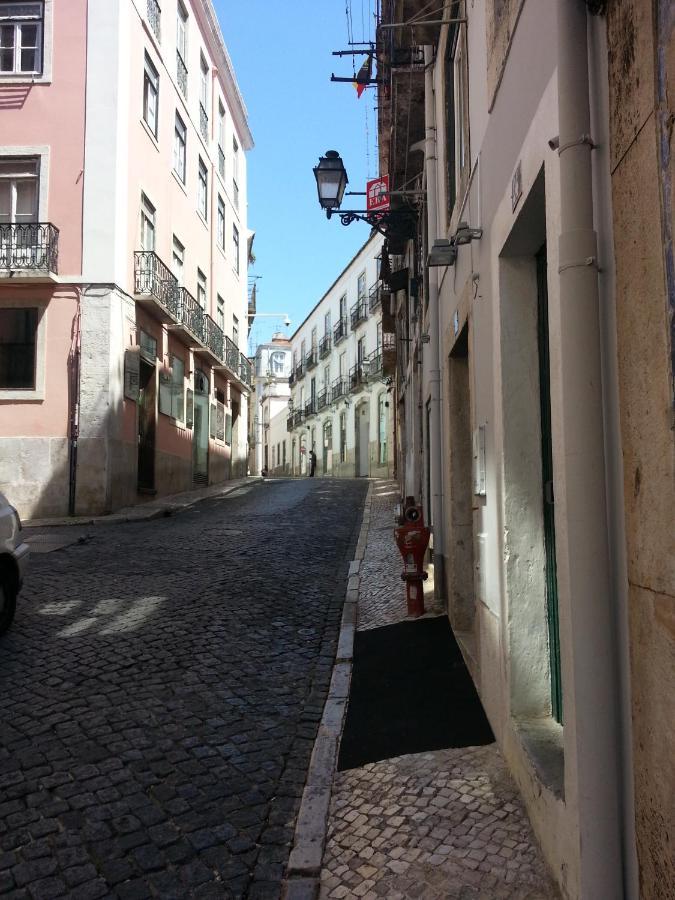 Cozy 1St Floor Flat Central Chiado District With Balconies And Ac 19Th Century Building Лиссабон Экстерьер фото
