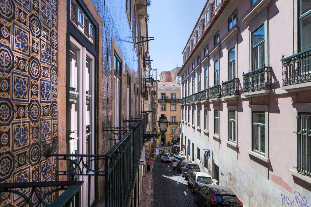 Cozy 1St Floor Flat Central Chiado District With Balconies And Ac 19Th Century Building Лиссабон Экстерьер фото