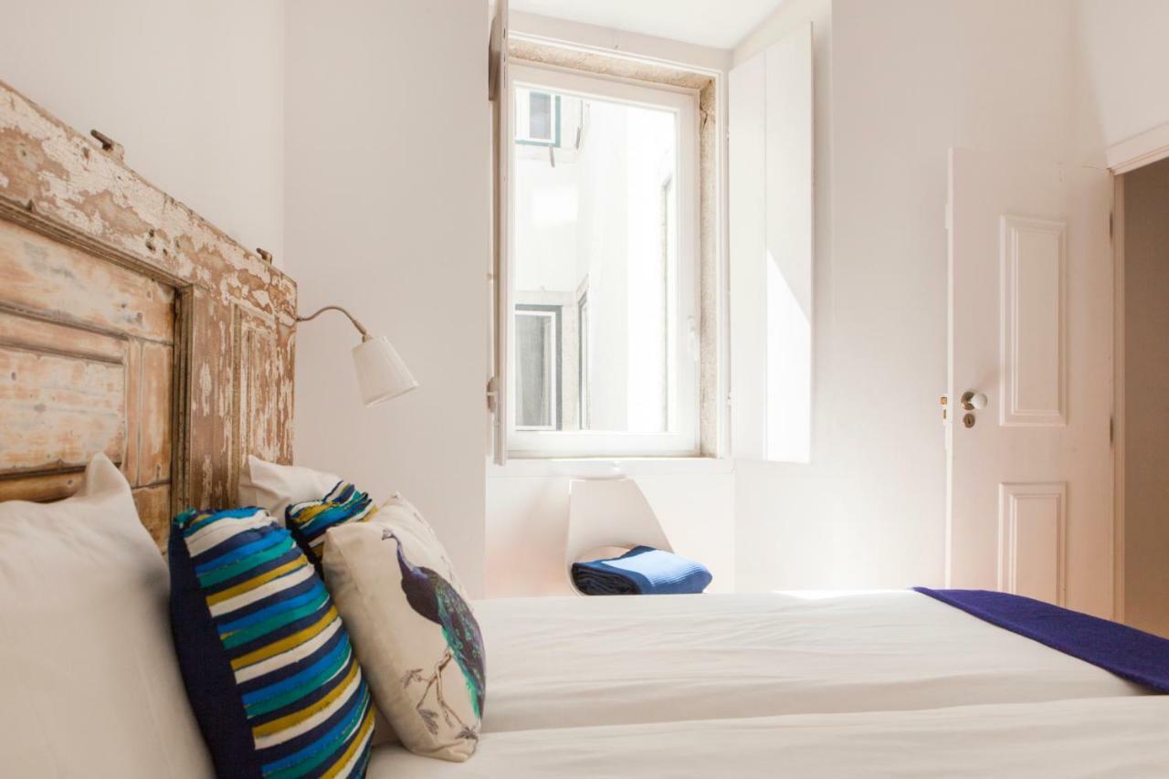 Cozy 1St Floor Flat Central Chiado District With Balconies And Ac 19Th Century Building Лиссабон Экстерьер фото